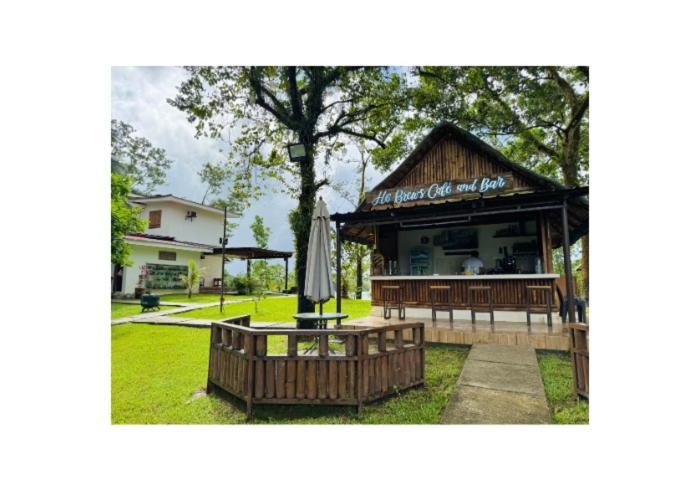 Almost Heaven Lake Resort Cavinti Esterno foto
